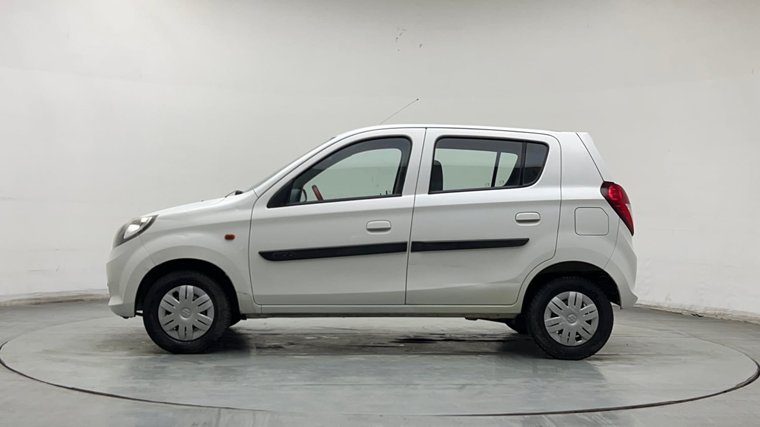 Used 2013 Maruti Suzuki Alto 800 Lxi Petrol Manual exterior LEFT SIDE VIEW