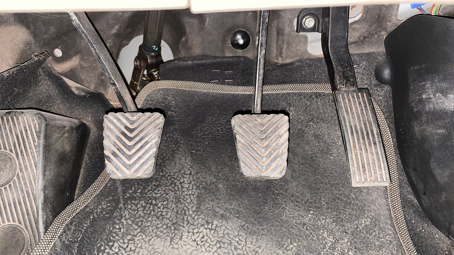 Used 2013 Hyundai i20 Sportz 1.2 Petrol Manual interior PEDALS VIEW