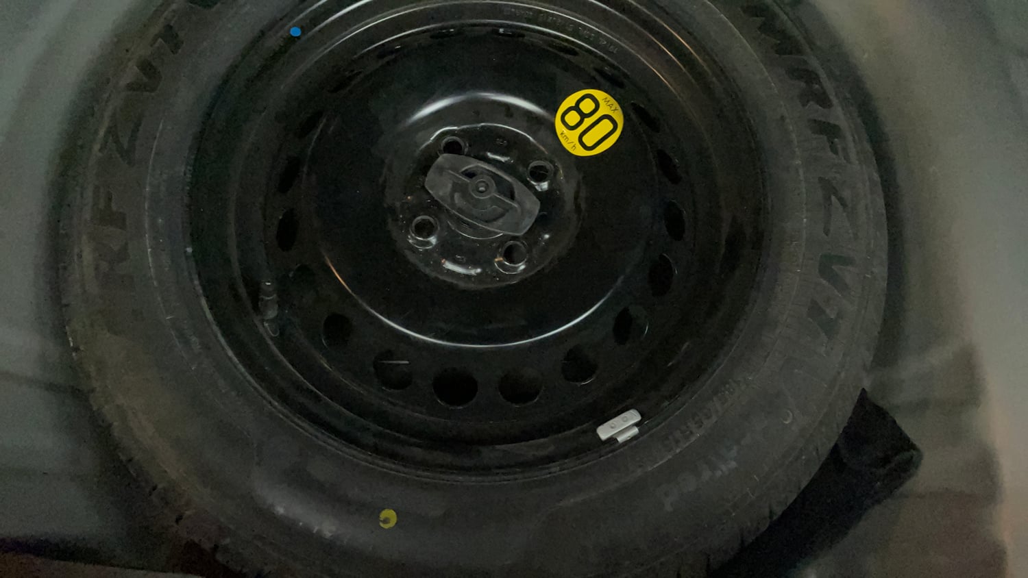 Used 2020 Maruti Suzuki Baleno Zeta Petrol Manual tyres SPARE TYRE VIEW