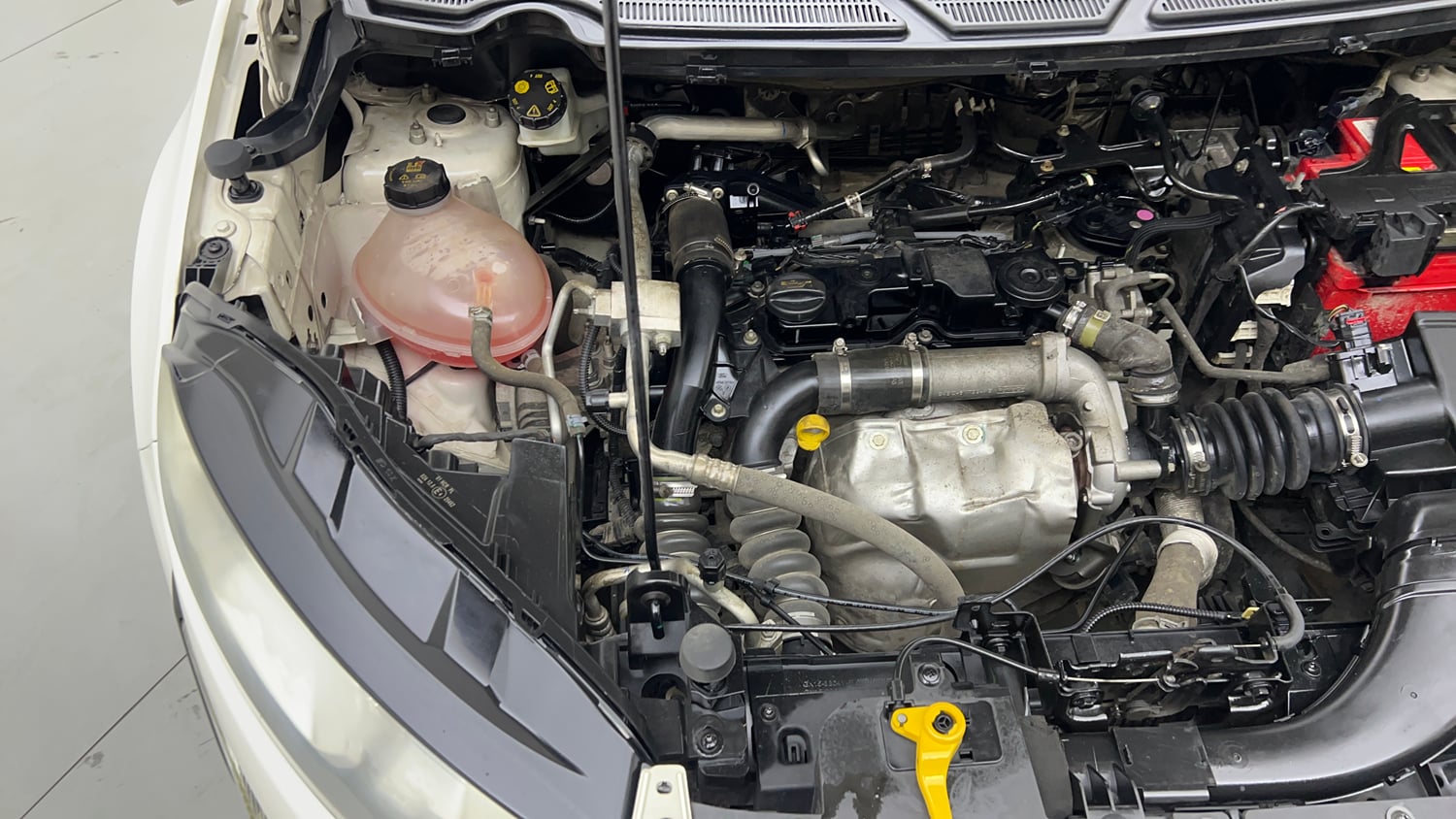 Used 2018 Ford EcoSport Trend 1.5L TDCi Diesel Manual engine ENGINE RIGHT SIDE VIEW