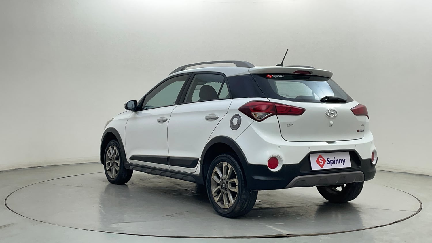 Used 2016 Hyundai i20 Active 1.2 SX Petrol Manual exterior LEFT REAR CORNER VIEW