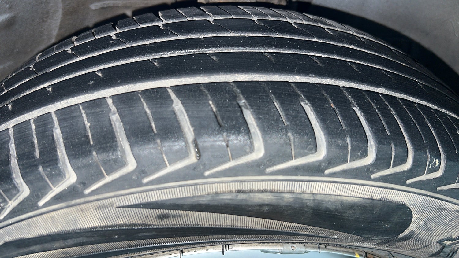 Used 2022 Maruti Suzuki Wagon R LXi (O) 1.0 CNG Cng Manual tyres RIGHT FRONT TYRE TREAD VIEW