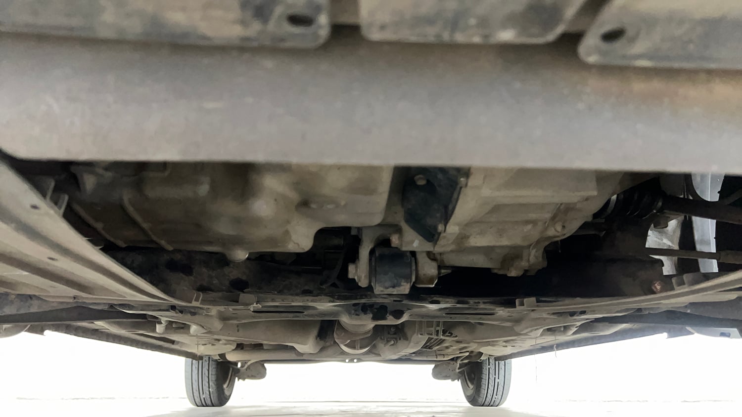 Used 2013 Honda Brio S MT Petrol Manual extra FRONT LEFT UNDERBODY VIEW