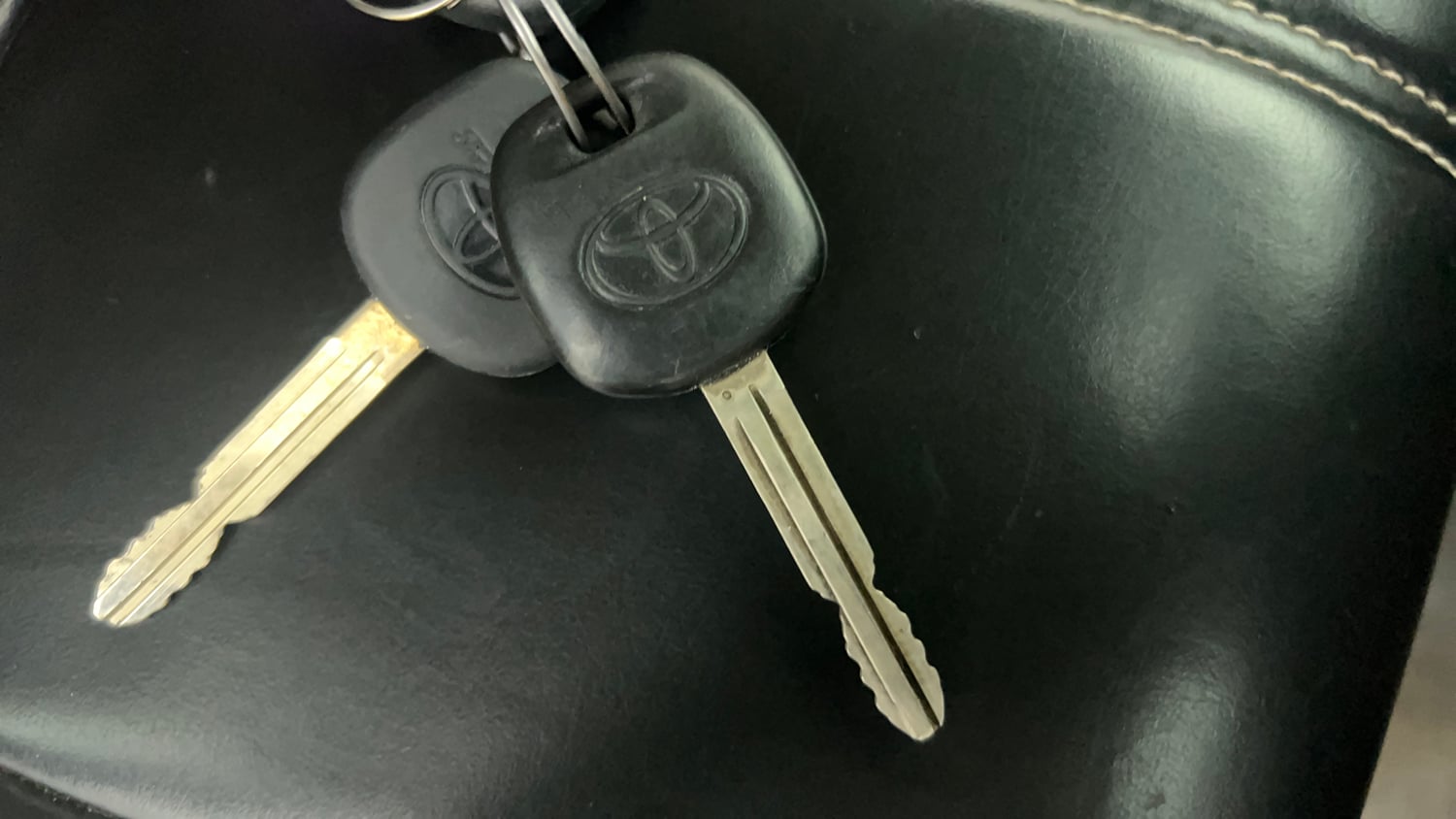 Used 2017 Toyota Platinum Etios V Petrol Manual extra CAR KEY VIEW