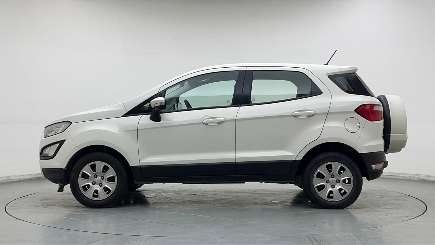 Used 2018 Ford EcoSport Trend 1.5L TDCi Diesel Manual exterior LEFT SIDE VIEW