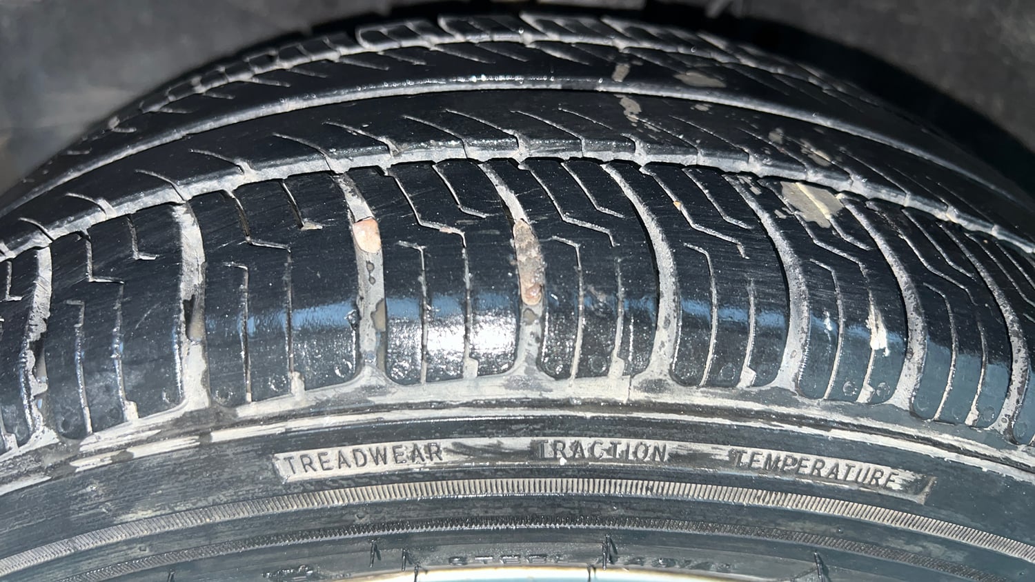 Used 2015 Honda Amaze 1.2 VX i-VTEC Petrol Manual tyres LEFT FRONT TYRE TREAD VIEW