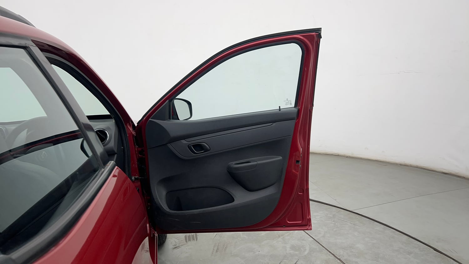 Used 2017 Renault Kwid 1.0 RXT AMT Petrol Automatic interior RIGHT FRONT DOOR OPEN VIEW