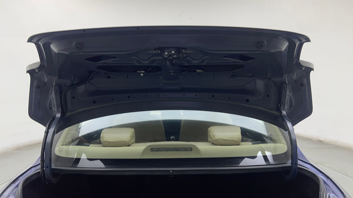 Used 2019 Maruti Suzuki Dzire ZXi Plus AMT Petrol Automatic interior DICKY DOOR OPEN VIEW