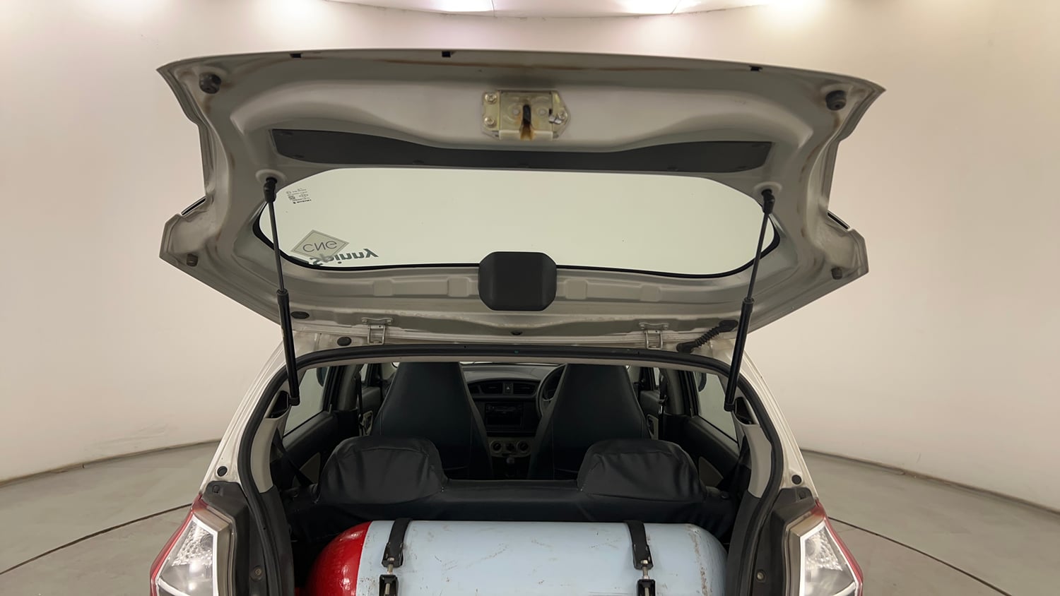 Used 2018 maruti-suzuki Alto K10 LXi (O) CNG Cng Manual interior DICKY DOOR OPEN VIEW
