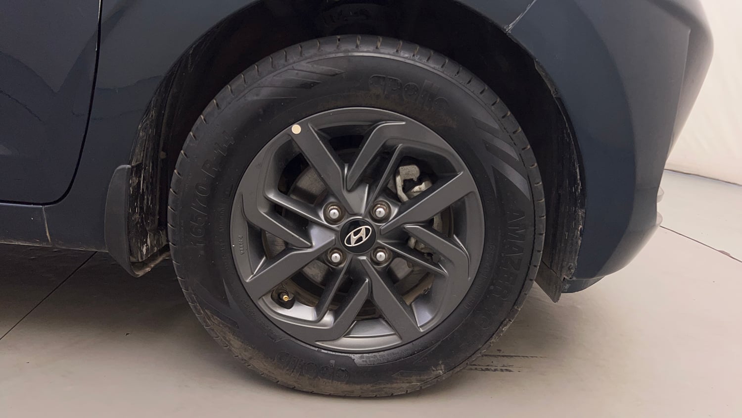 Used 2020 Hyundai Grand i10 Nios Sportz 1.2 Kappa VTVT Petrol Manual tyres RIGHT FRONT TYRE RIM VIEW