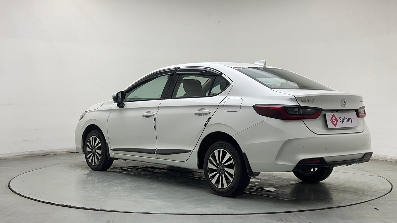 Used 2024 Honda City VX Petrol MT Petrol Manual exterior LEFT REAR CORNER VIEW
