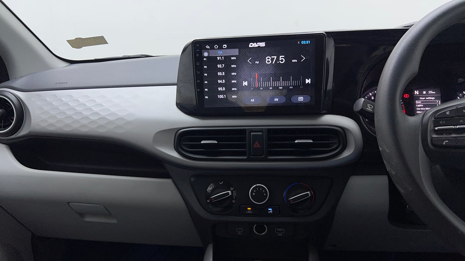 Used 2024 Hyundai Grand i10 Nios Magna 1.2 Kappa AMT Petrol Automatic interior MUSIC SYSTEM & AC CONTROL VIEW
