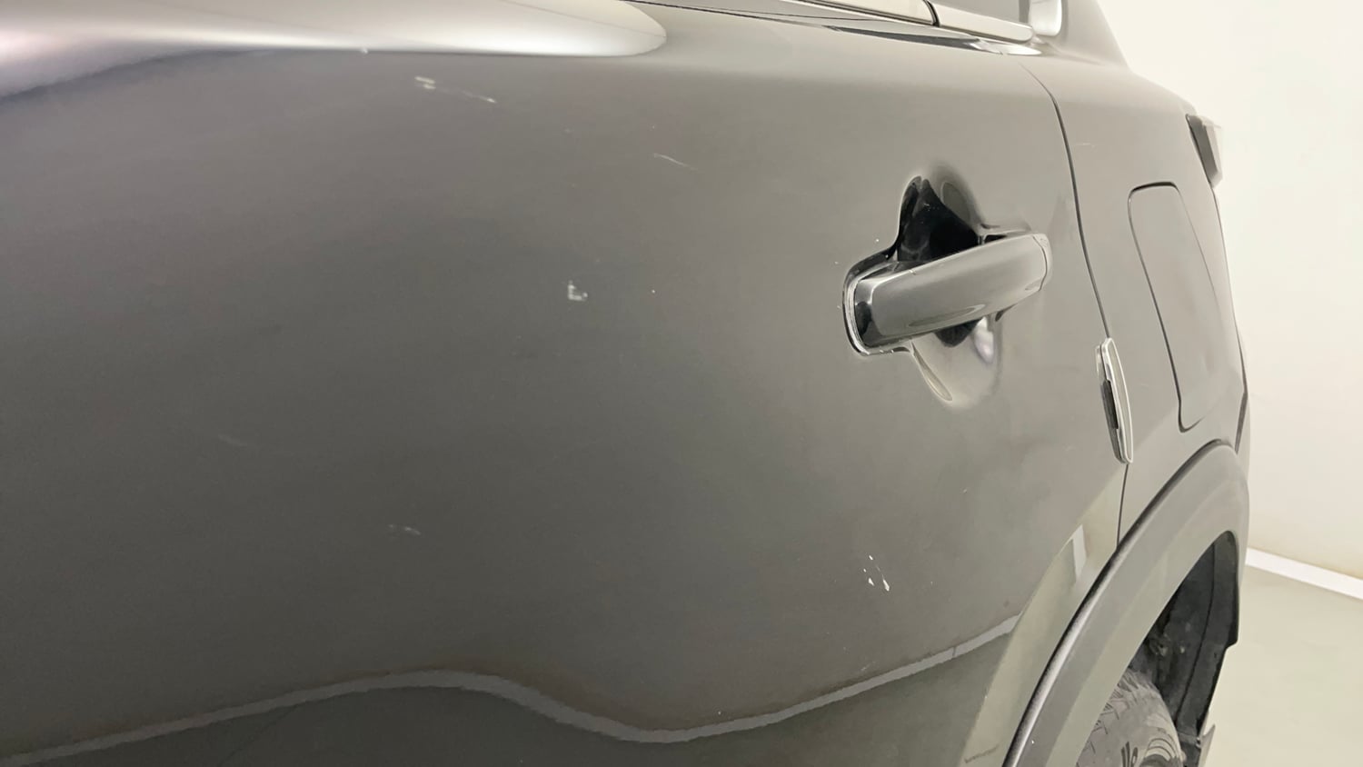 Used 2023 Maruti Suzuki Grand Vitara Zeta Smart Hybrid Petrol Manual dents MINOR SCRATCH