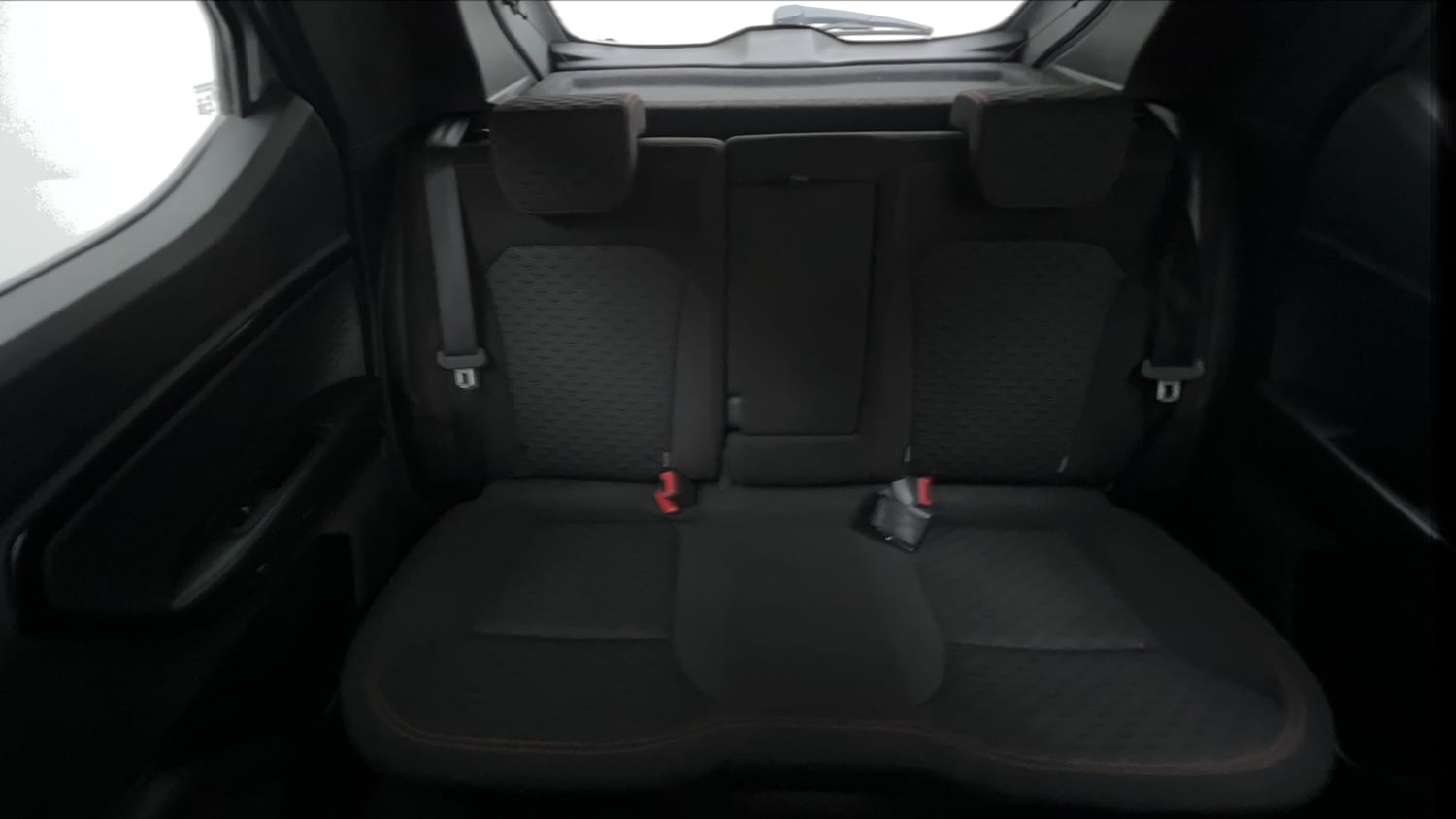 Used 2022 Renault Kiger RXZ 1.0 Turbo MT Petrol Manual interior REAR SEAT CONDITION VIEW