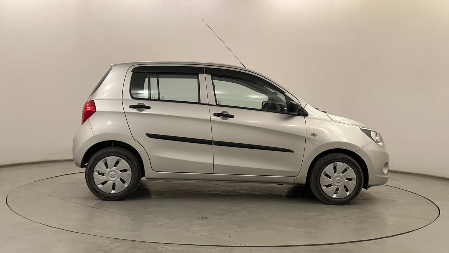 Used 2017 Maruti Suzuki Celerio VXi CNG Cng Manual exterior RIGHT SIDE VIEW