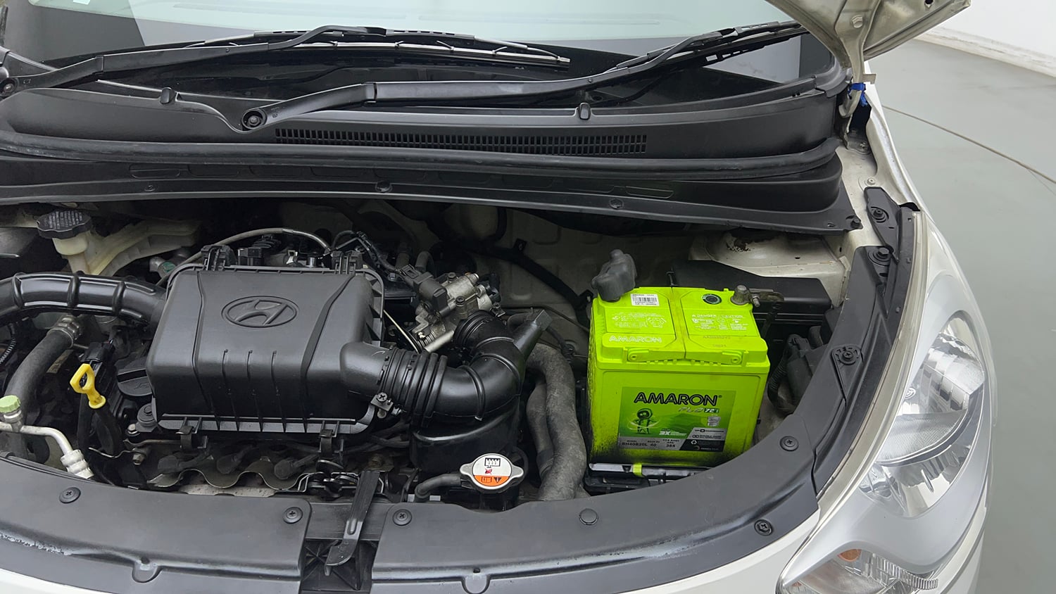 Used 2015 Hyundai i10 Magna 1.1 iRDE2 Petrol Manual engine ENGINE LEFT SIDE VIEW