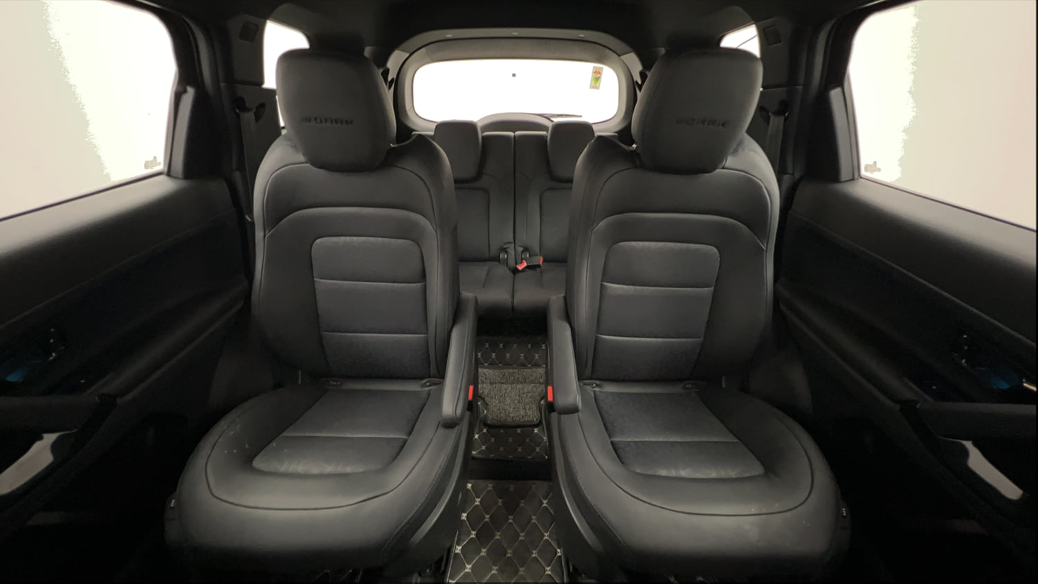 Used 2022 Tata Safari XZA Plus 6 S Dark Edition Diesel Automatic interior REAR SEAT CONDITION VIEW