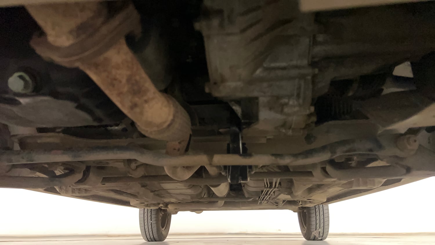 Used 2020 Tata Tigor XM Petrol Manual extra FRONT LEFT UNDERBODY VIEW