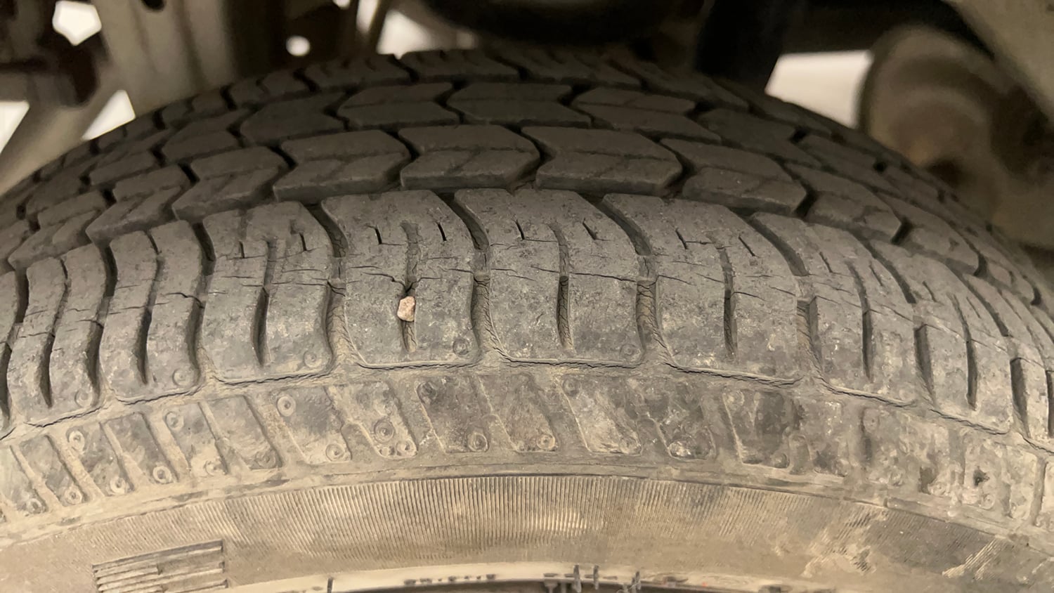 Used 2018 maruti-suzuki Alto K10 LXi (O) CNG Cng Manual tyres RIGHT REAR TYRE TREAD VIEW
