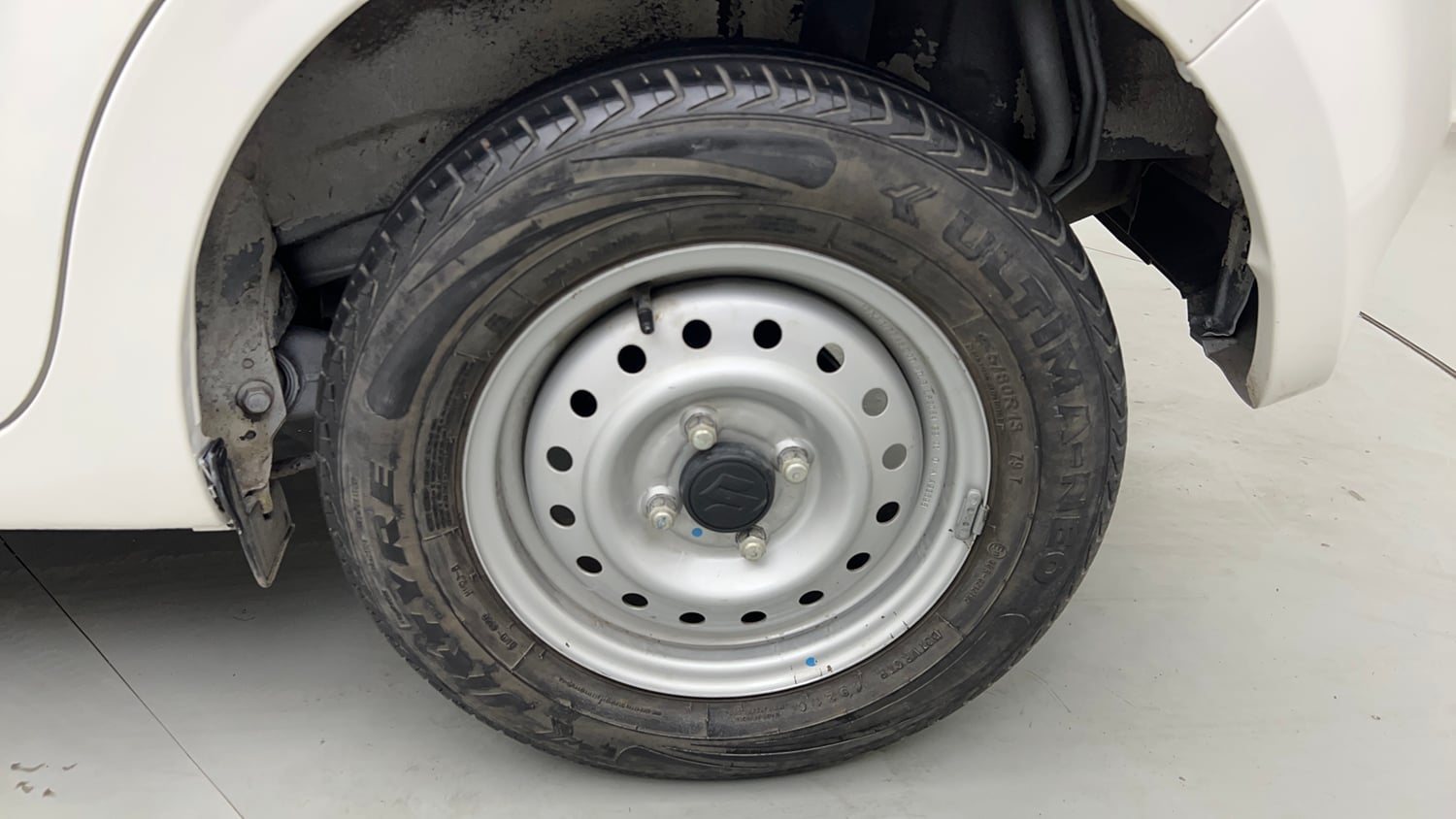 Used 2022 Maruti Suzuki Wagon R LXi (O) 1.0 CNG Cng Manual tyres LEFT REAR TYRE RIM VIEW
