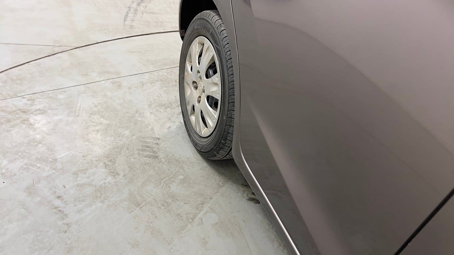 Used 2013 Honda Brio S MT Petrol Manual dents MINOR DENT