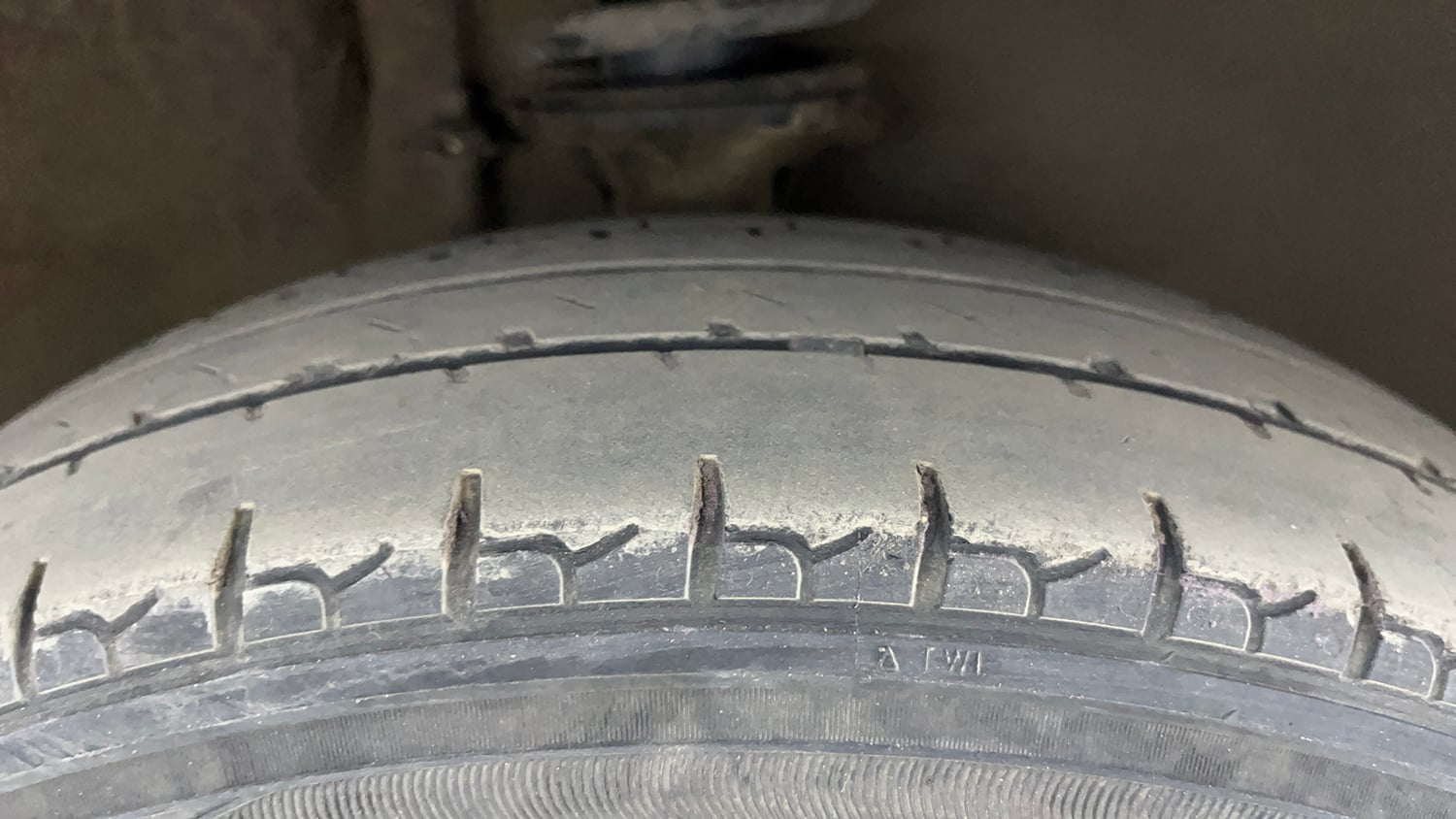 Used 2018 Maruti Suzuki Alto K10 VXi (O) Petrol Manual tyres RIGHT FRONT TYRE TREAD VIEW