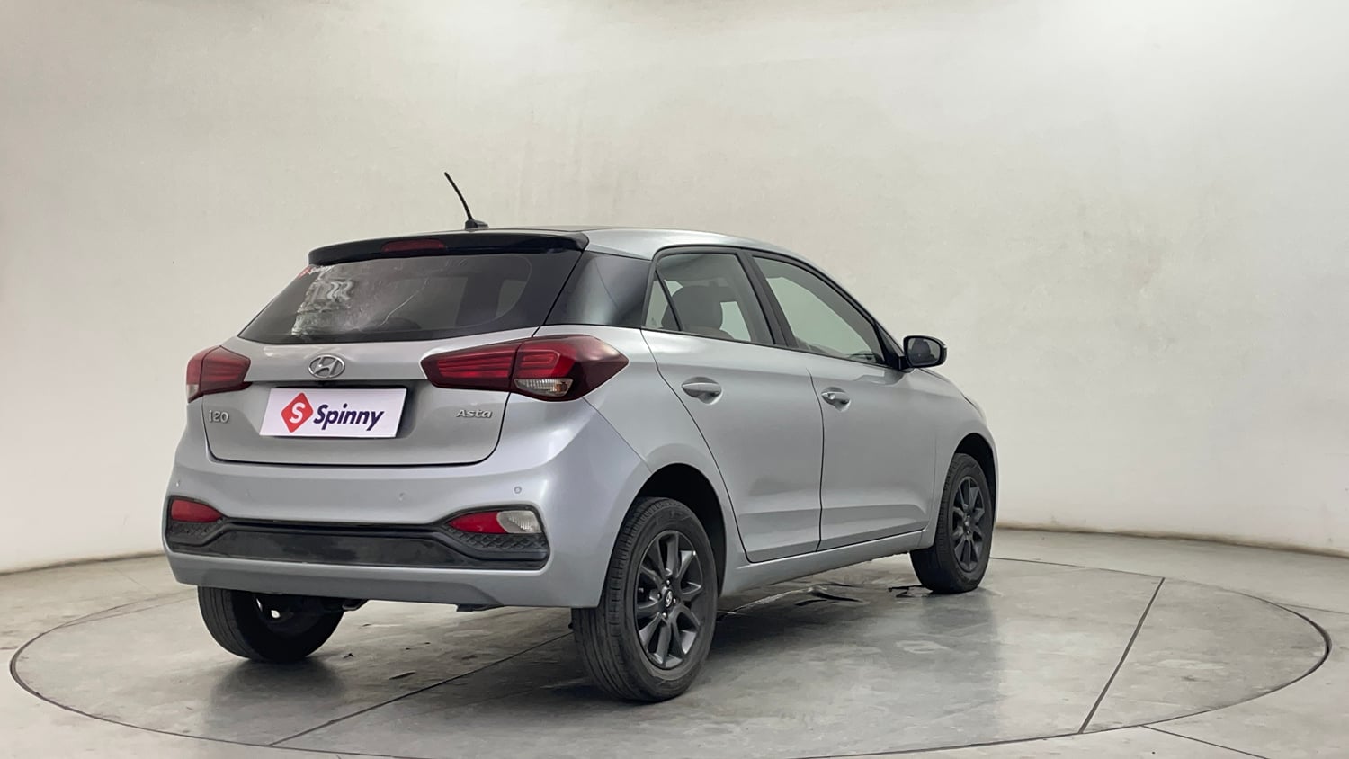 Used 2018 Hyundai Elite i20 Asta 1.2 Petrol Manual exterior RIGHT REAR CORNER VIEW