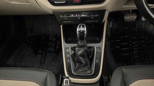 Used 2023 Skoda Slavia Style 1.0L TSI AT Petrol Automatic interior GEAR  KNOB VIEW