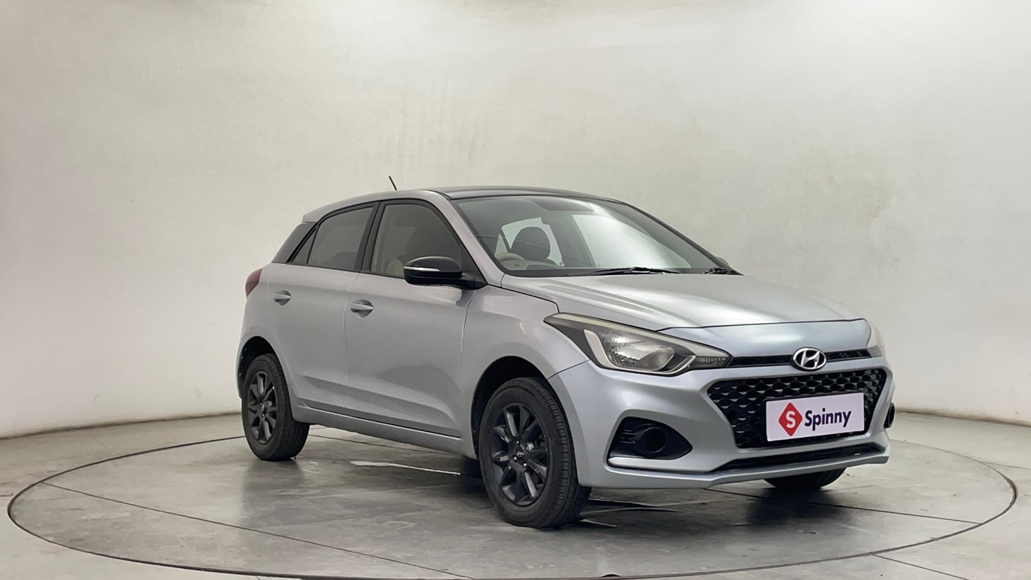 Used 2018 Hyundai Elite i20 Asta 1.2 Petrol Manual exterior RIGHT FRONT CORNER VIEW