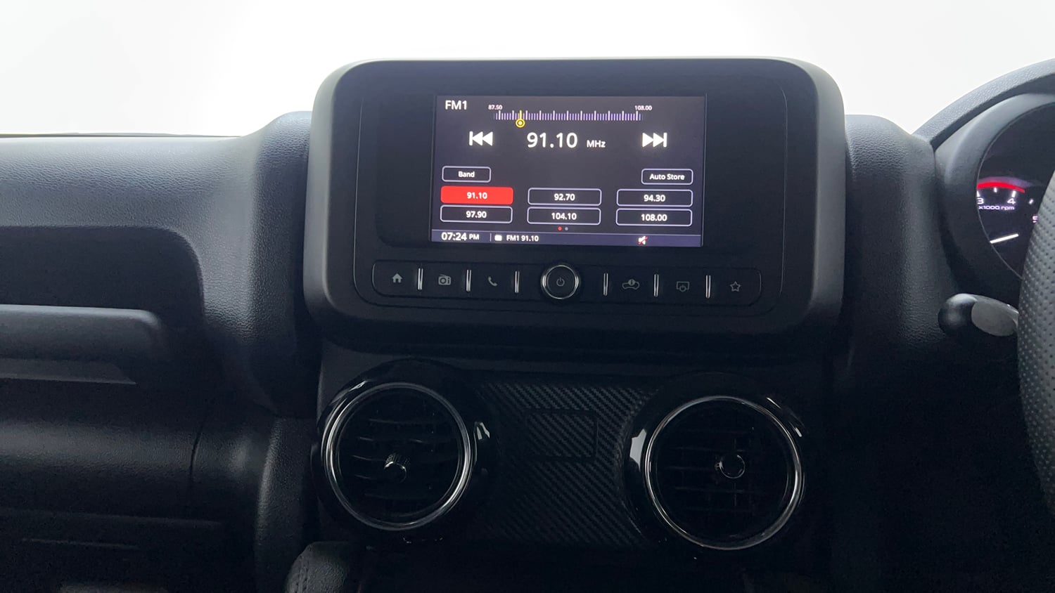 Used 2024 Mahindra Thar LX Hard Top Petrol AT RWD Petrol Automatic top_features Touch screen infotainment system