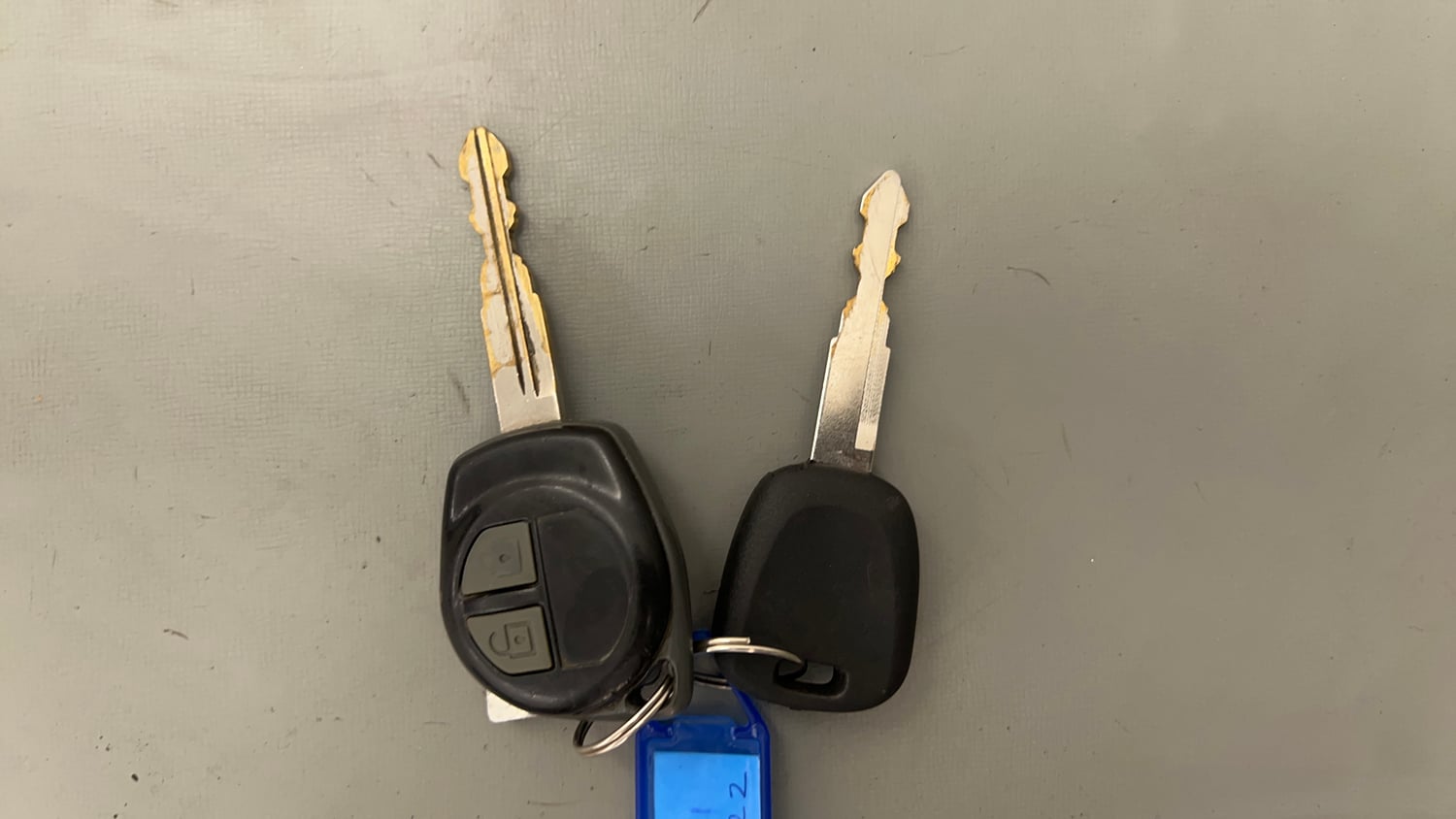 Used 2017 Maruti Suzuki Swift VXi Petrol Manual extra CAR KEY VIEW