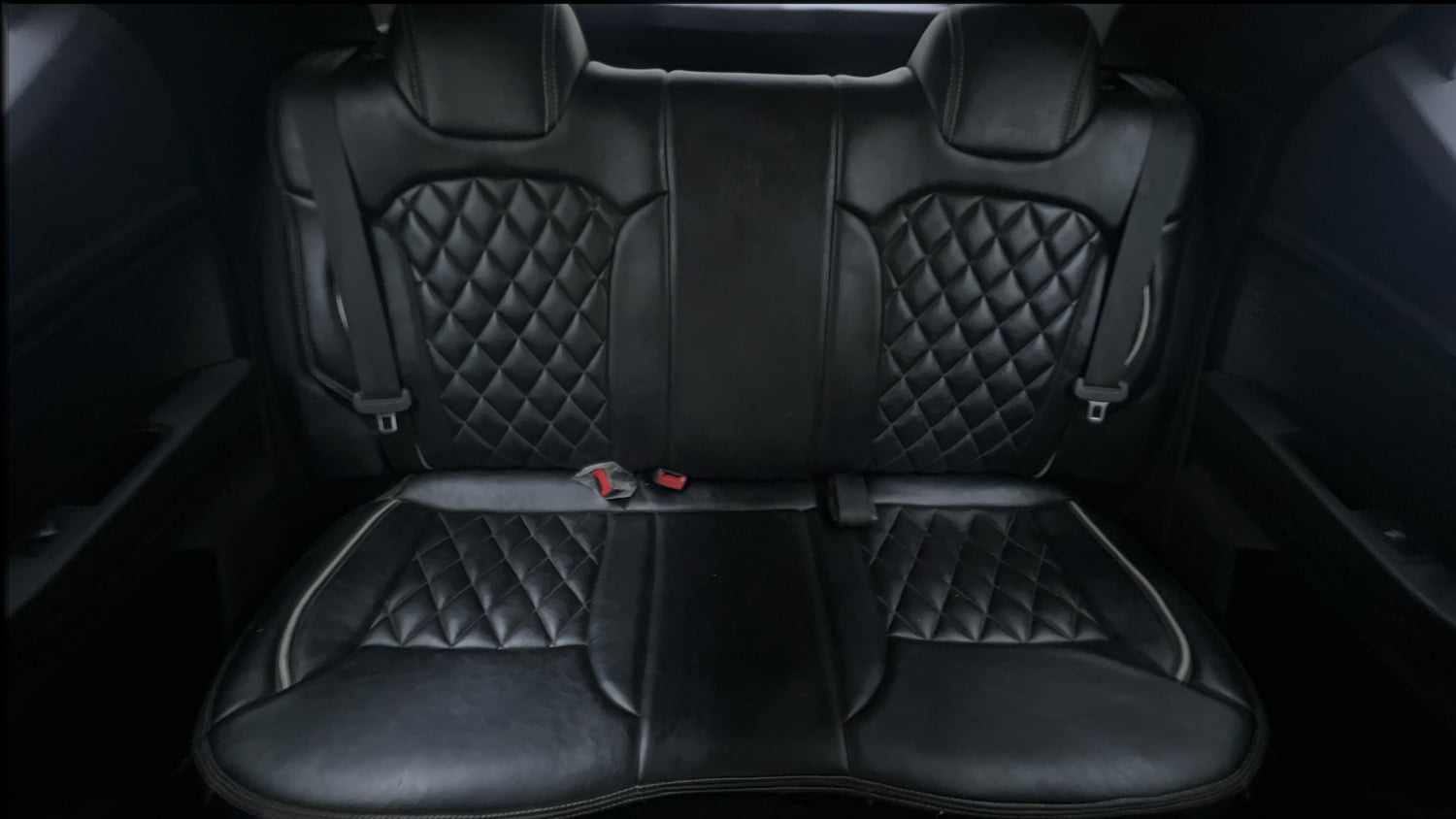 Used 2025 Renault Kiger RXL Petrol Manual interior REAR SEAT CONDITION VIEW