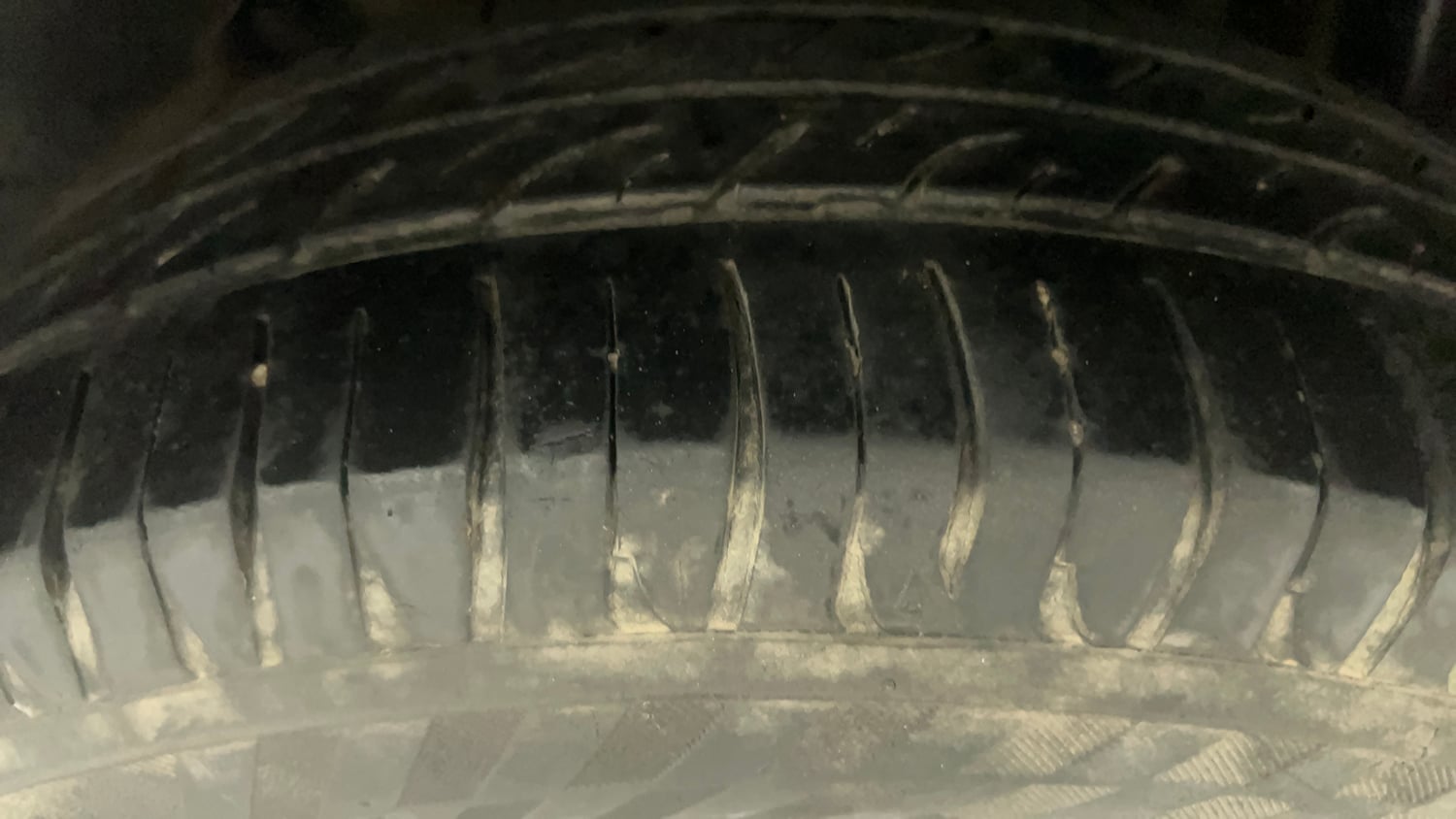 Used 2017 Tata Tiago Revotron XZA Petrol Automatic tyres LEFT REAR TYRE TREAD VIEW