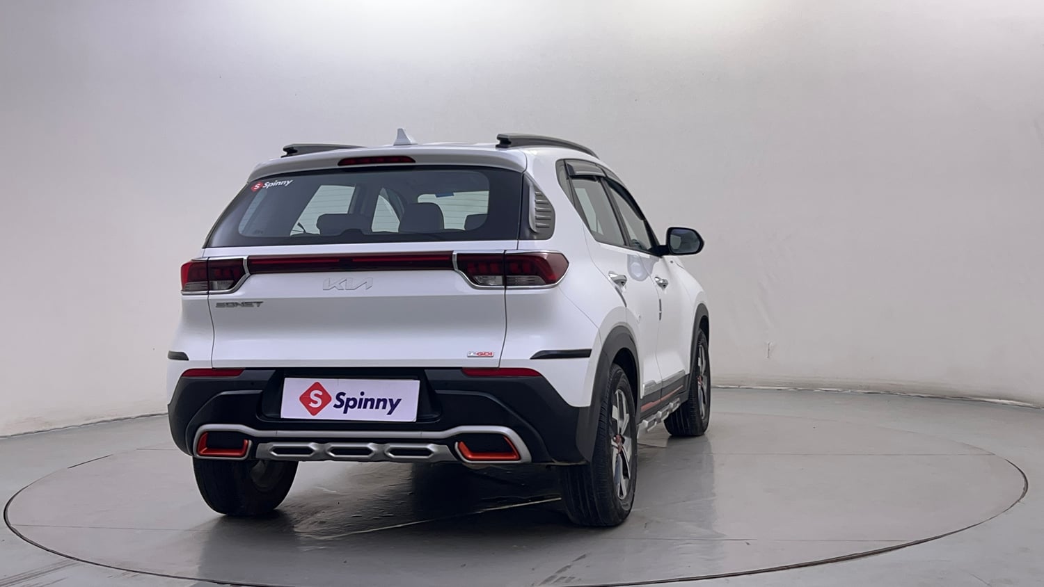 Used 2022 Kia Sonet Anniversary Edition 1.0 iMT Petrol Manual exterior RIGHT REAR CORNER VIEW