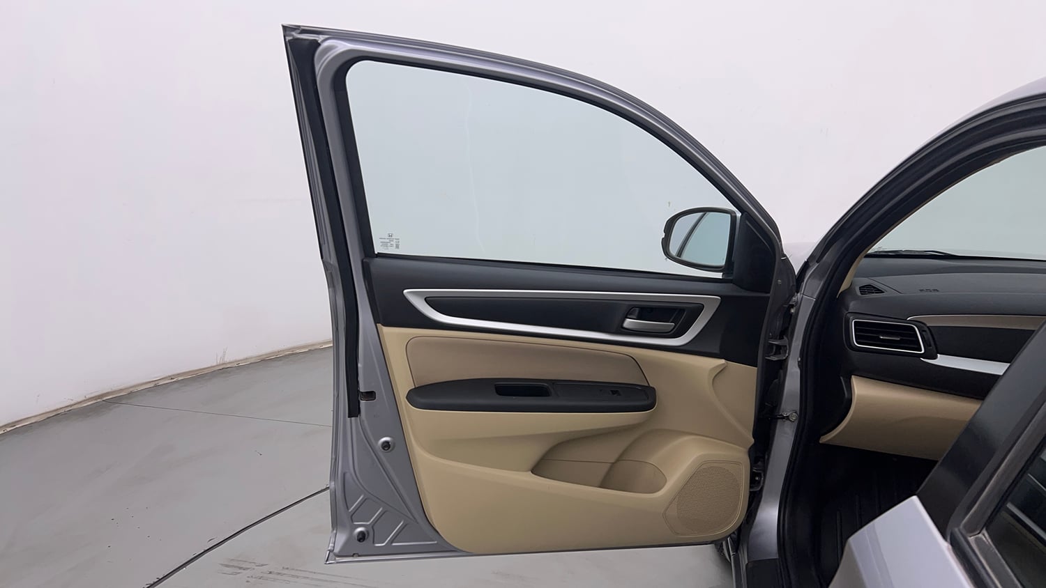 Used 2023 Honda Amaze VX CVT 1.2 Petrol Petrol Automatic interior LEFT FRONT DOOR OPEN VIEW