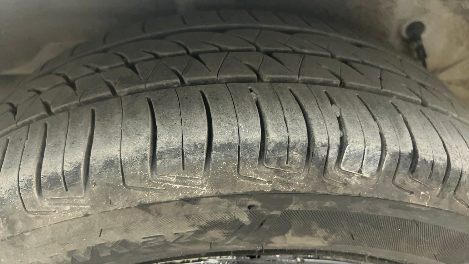 Used 2017 Toyota Platinum Etios V Petrol Manual tyres RIGHT REAR TYRE TREAD VIEW