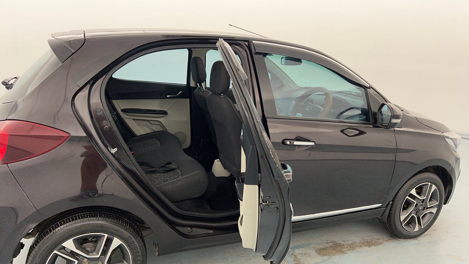 Used 2023 Tata Tiago XZ Plus Petrol Manual interior RIGHT SIDE REAR DOOR CABIN VIEW