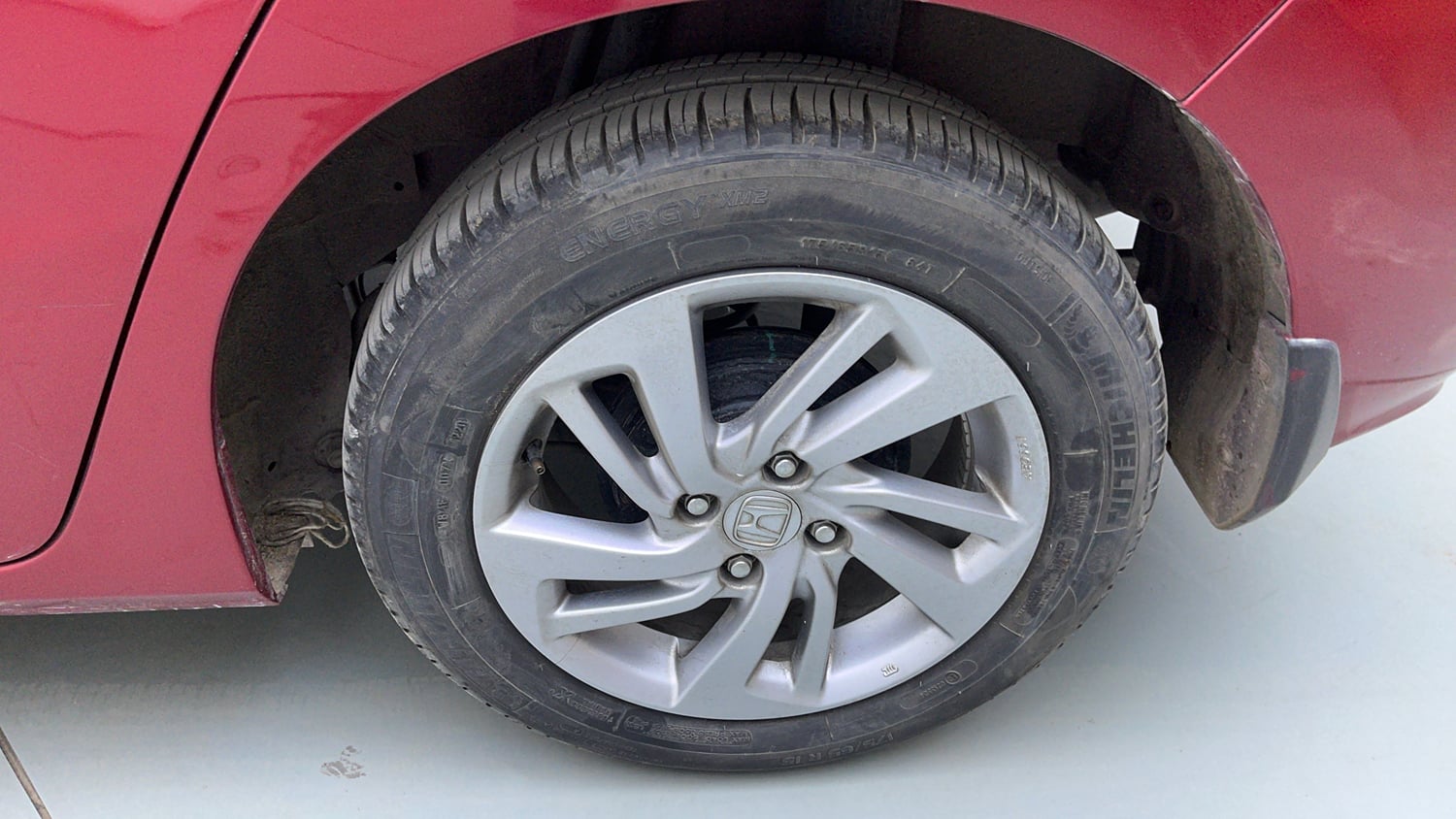 Used 2020 Honda Jazz ZX CVT Petrol Automatic tyres LEFT REAR TYRE RIM VIEW