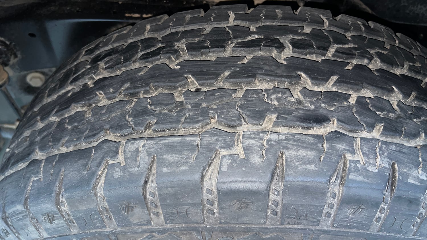 Used 2024 Mahindra Thar LX Hard Top Petrol AT RWD Petrol Automatic tyres LEFT REAR TYRE TREAD VIEW