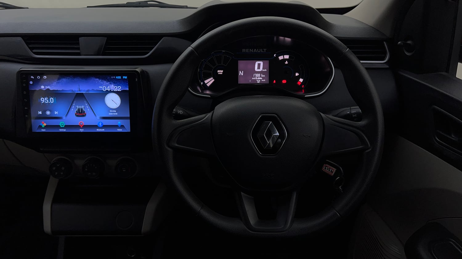 Used 2020 Renault Triber RXL EASY-R AMT Petrol Automatic interior STEERING VIEW