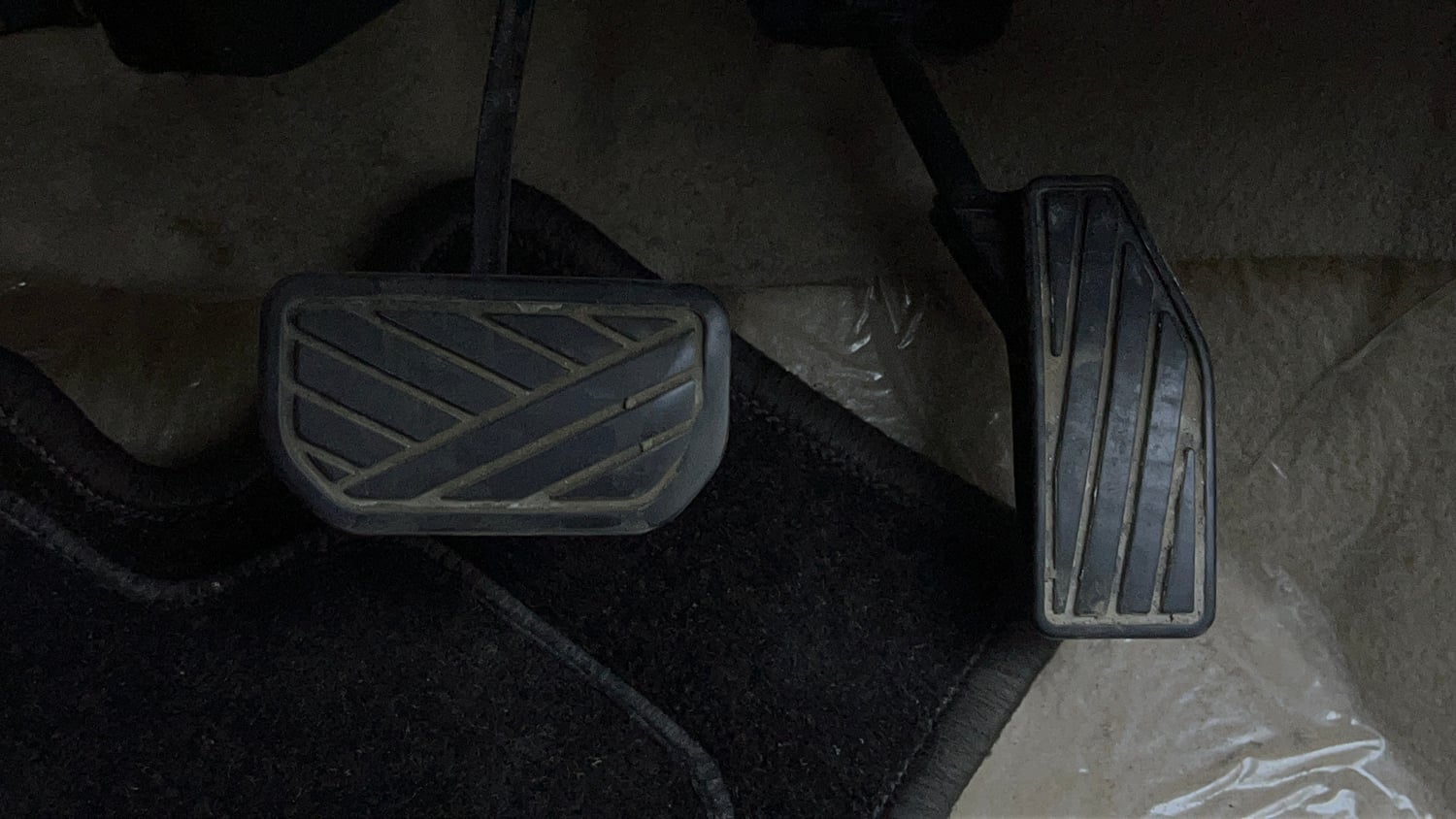 Used 2019 Maruti Suzuki Dzire ZXi Plus AMT Petrol Automatic interior PEDALS VIEW