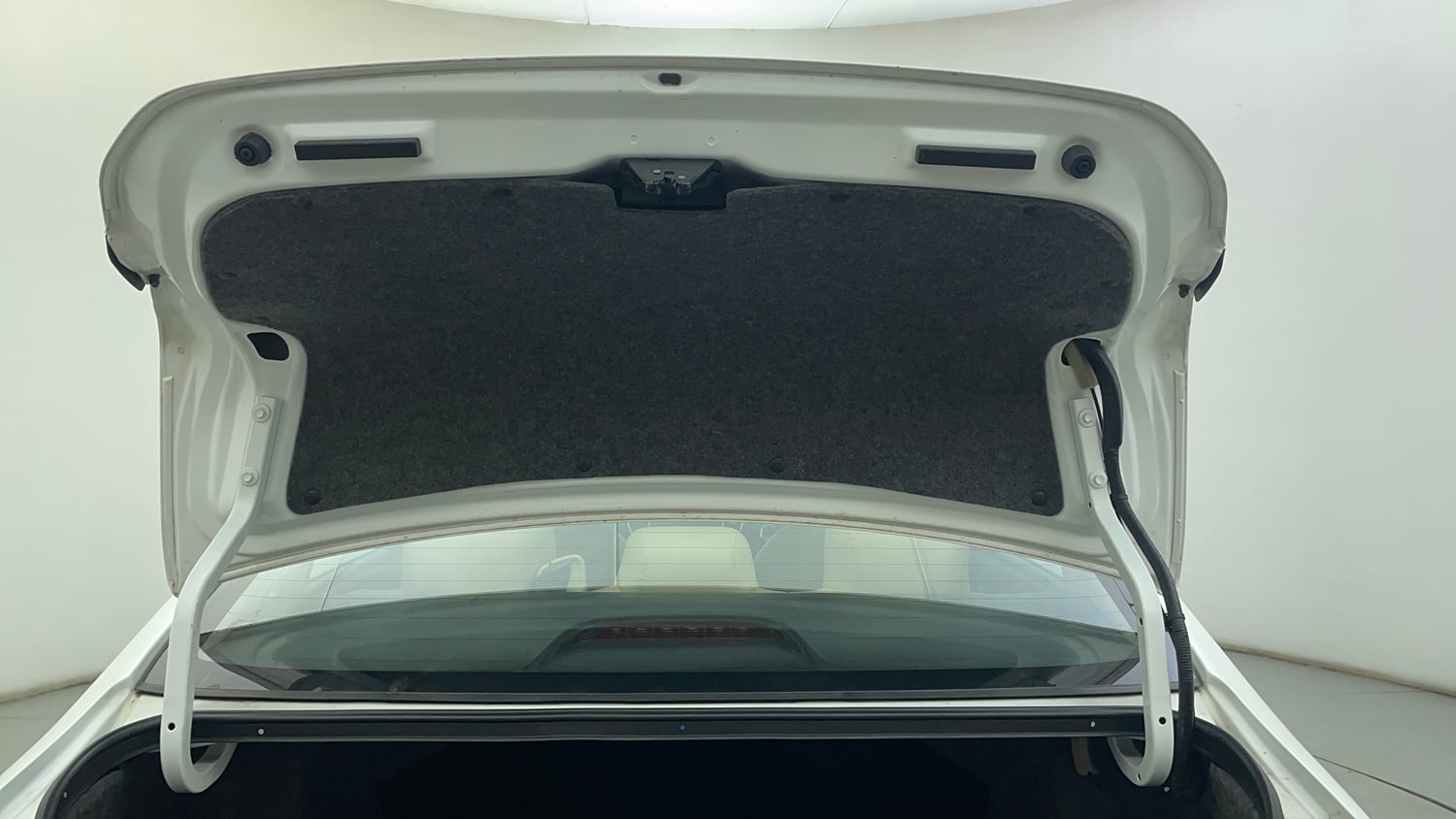 Used 2024 Honda City V Petrol MT Petrol Manual interior DICKY DOOR OPEN VIEW