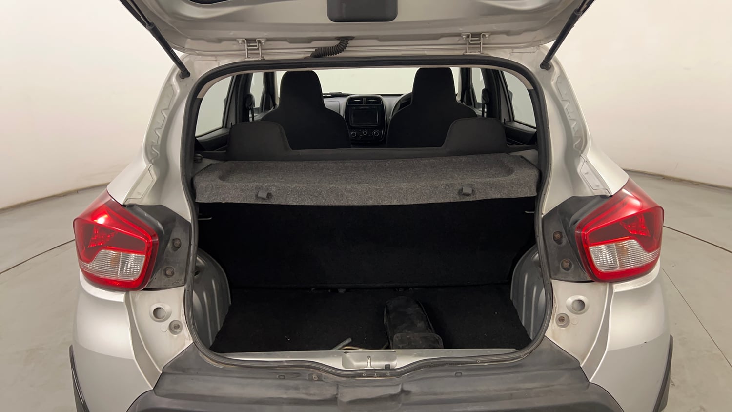 Used 2019 Renault Kwid 1.0 RXT AMT Opt Petrol Automatic interior DICKY INSIDE VIEW