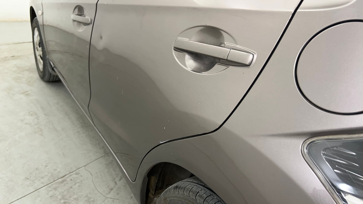 Used 2013 Honda Brio S MT Petrol Manual dents MINOR SCRATCH