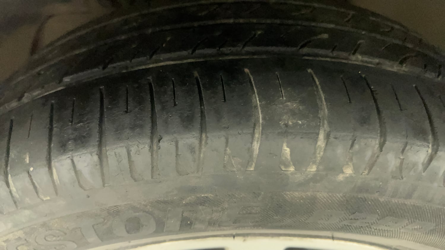 Used 2017 Tata Tiago Revotron XZA Petrol Automatic tyres LEFT FRONT TYRE TREAD VIEW