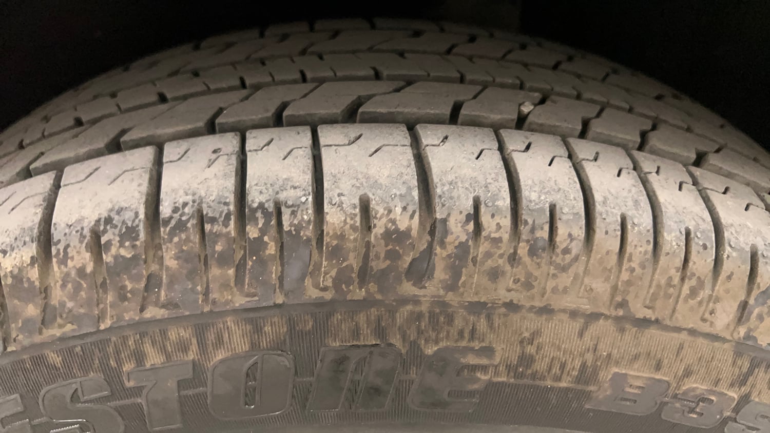 Used 2021 Ford EcoSport Titanium 1.5L Ti-VCT Petrol Manual tyres LEFT REAR TYRE TREAD VIEW