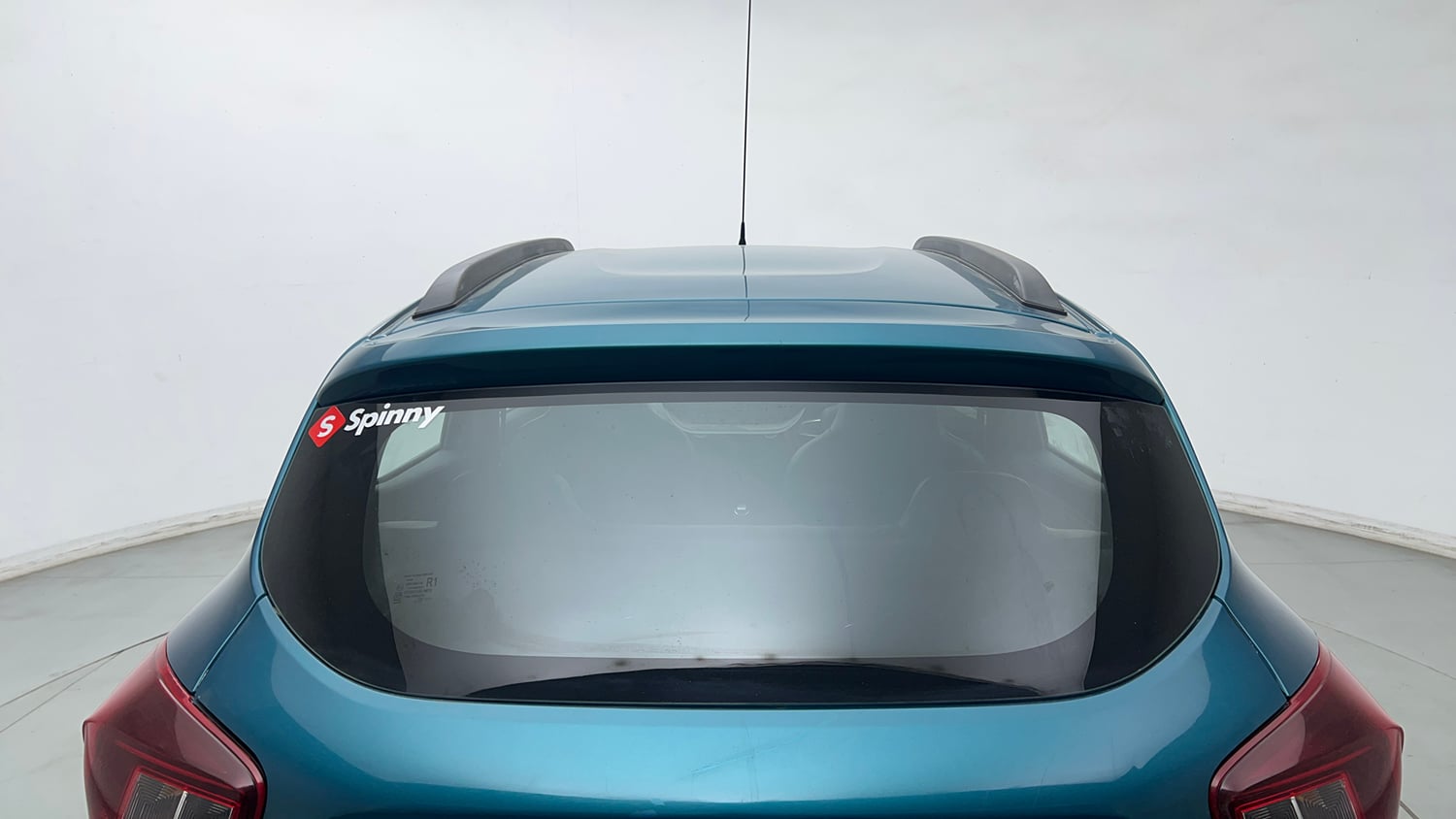 Used 2022 Renault Kwid RXT 1.0 Petrol Manual exterior BACK WINDSHIELD VIEW