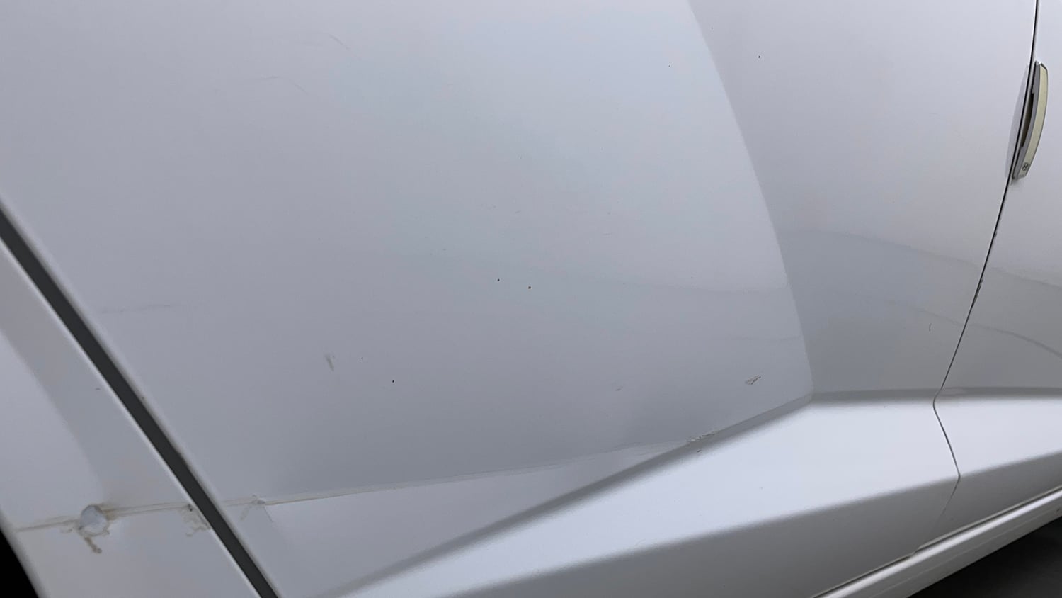 Used 2023 Hyundai Verna SX 1.5 Petrol MT Petrol Manual dents MINOR DENT