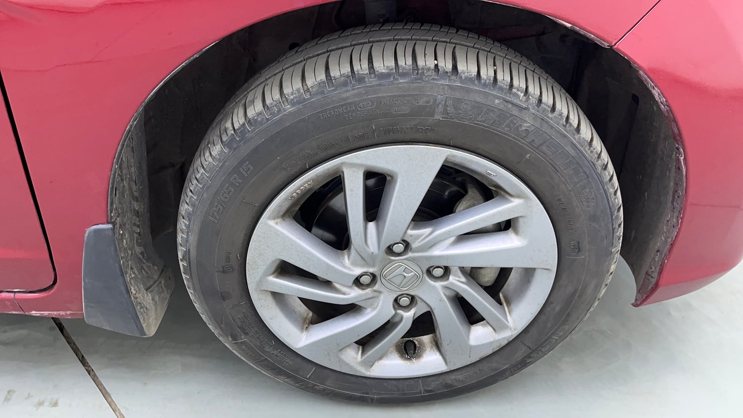 Used 2020 Honda Jazz ZX CVT Petrol Automatic tyres RIGHT FRONT TYRE RIM VIEW