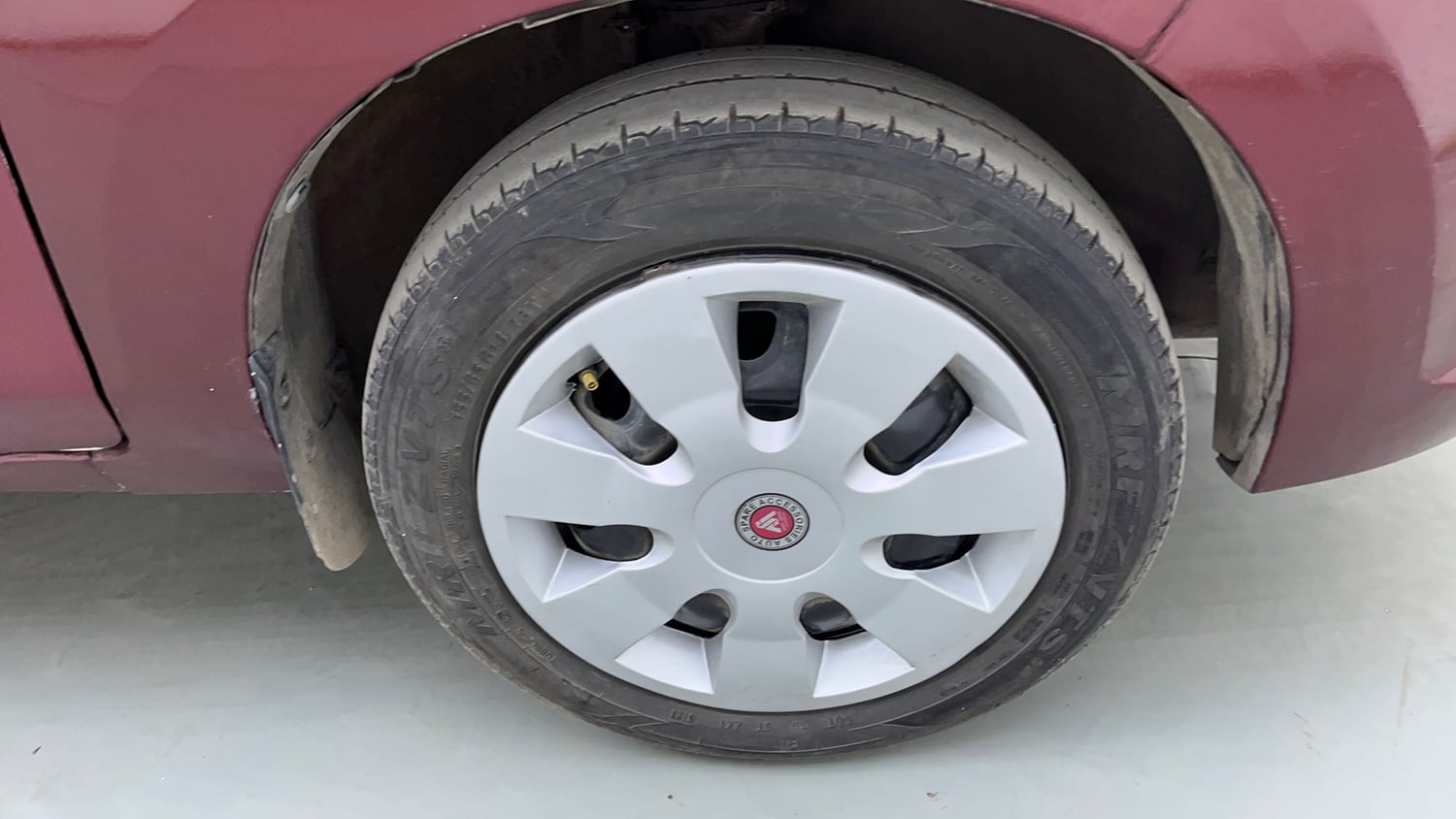 Used 2018 Maruti Suzuki Alto K10 VXi (O) Petrol Manual tyres RIGHT FRONT TYRE RIM VIEW